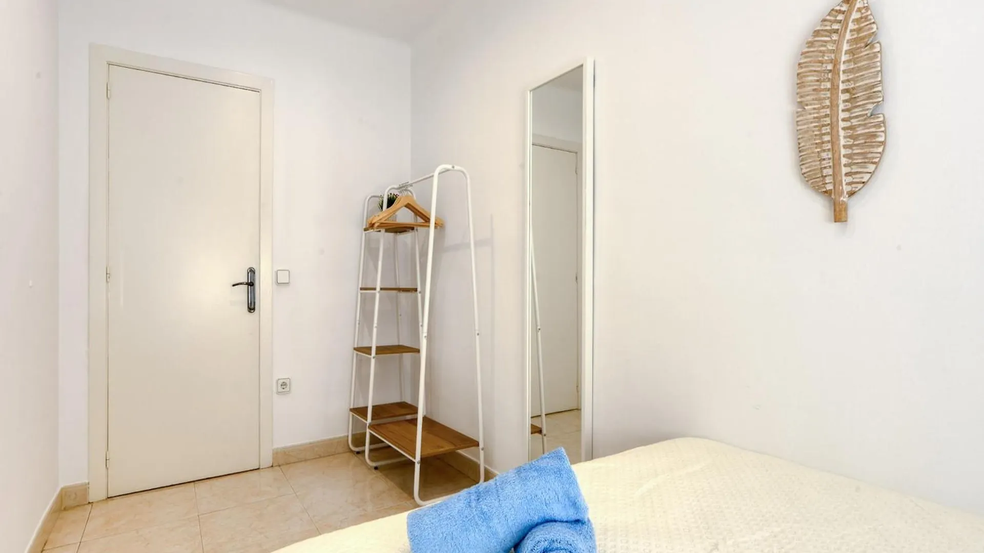 Pretty Apartment With Balcony Roses 0*,  Spain